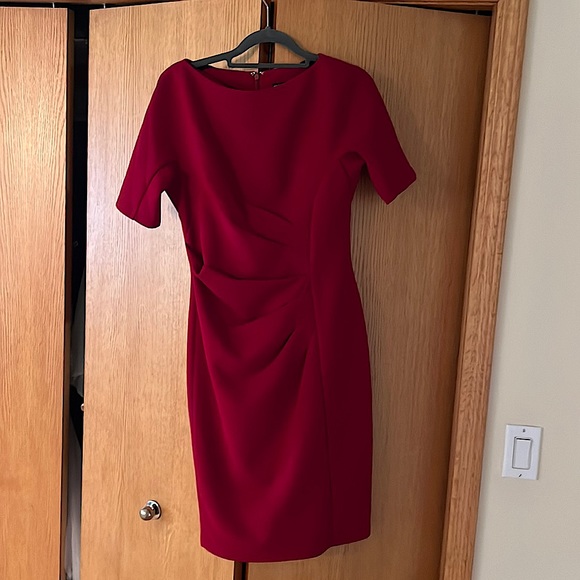 Red carpet here I come with this cute number . - Picture 1 of 1